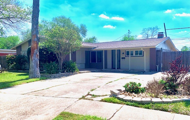 5801 Shamrock Drive Corpus Christi TX 78412