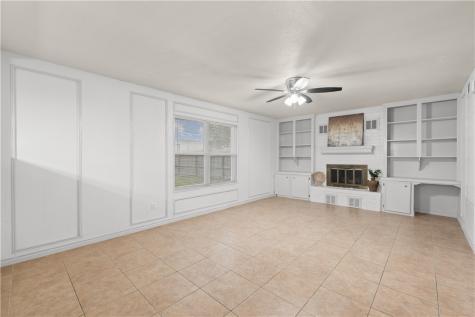 8101 Barrogate Drive Corpus Christi TX 78409
