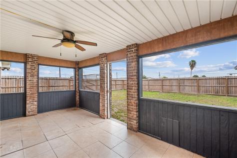 8101 Barrogate Drive Corpus Christi TX 78409