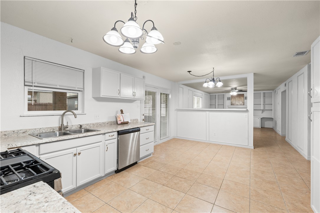 8101 Barrogate Drive Corpus Christi TX 78409