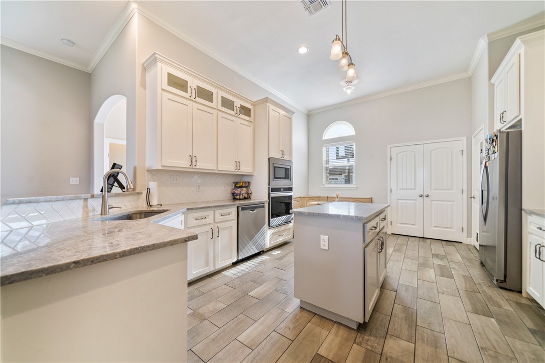 354 Oakdale Drive Corpus Christi TX 78418