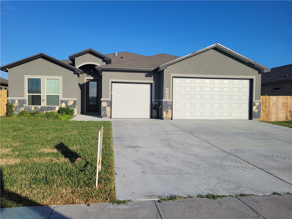 109 Guadalupe Palm Drive Portland TX 78374