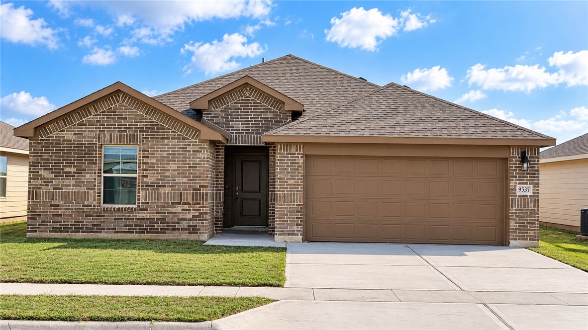9537 Swedish Oak Drive Corpus Christi TX 78410