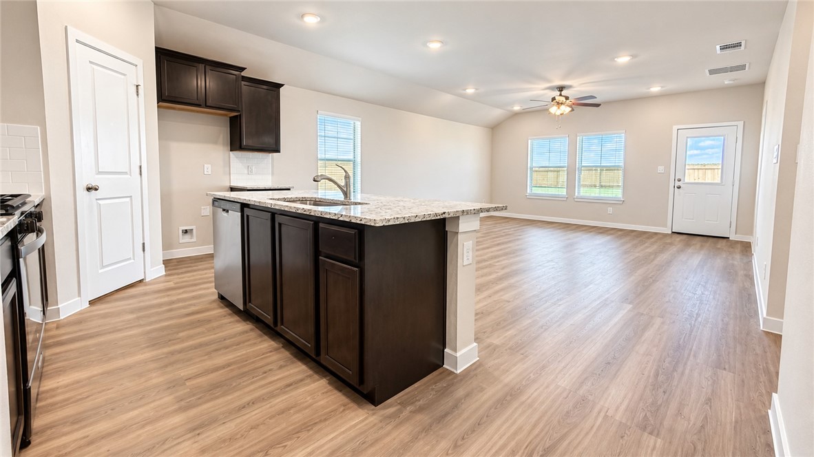 9537 Swedish Oak Drive Corpus Christi TX 78410