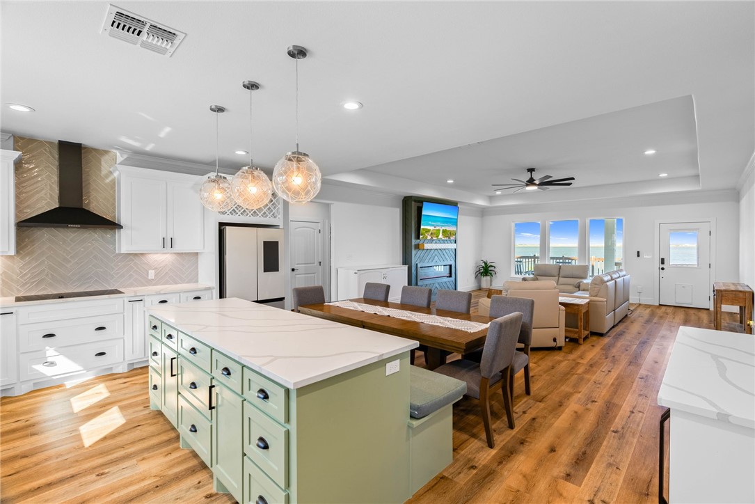 135 Sunrise Drive Rockport TX 78382