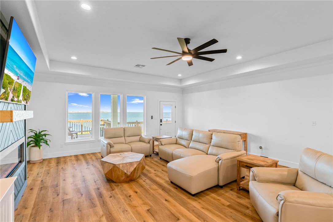 135 Sunrise Drive Rockport TX 78382