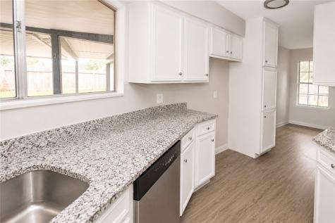 5713 Crest Pebble Drive Corpus Christi TX 78415