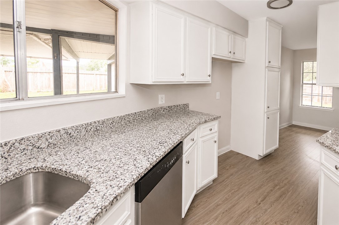 5713 Crest Pebble Drive Corpus Christi TX 78415