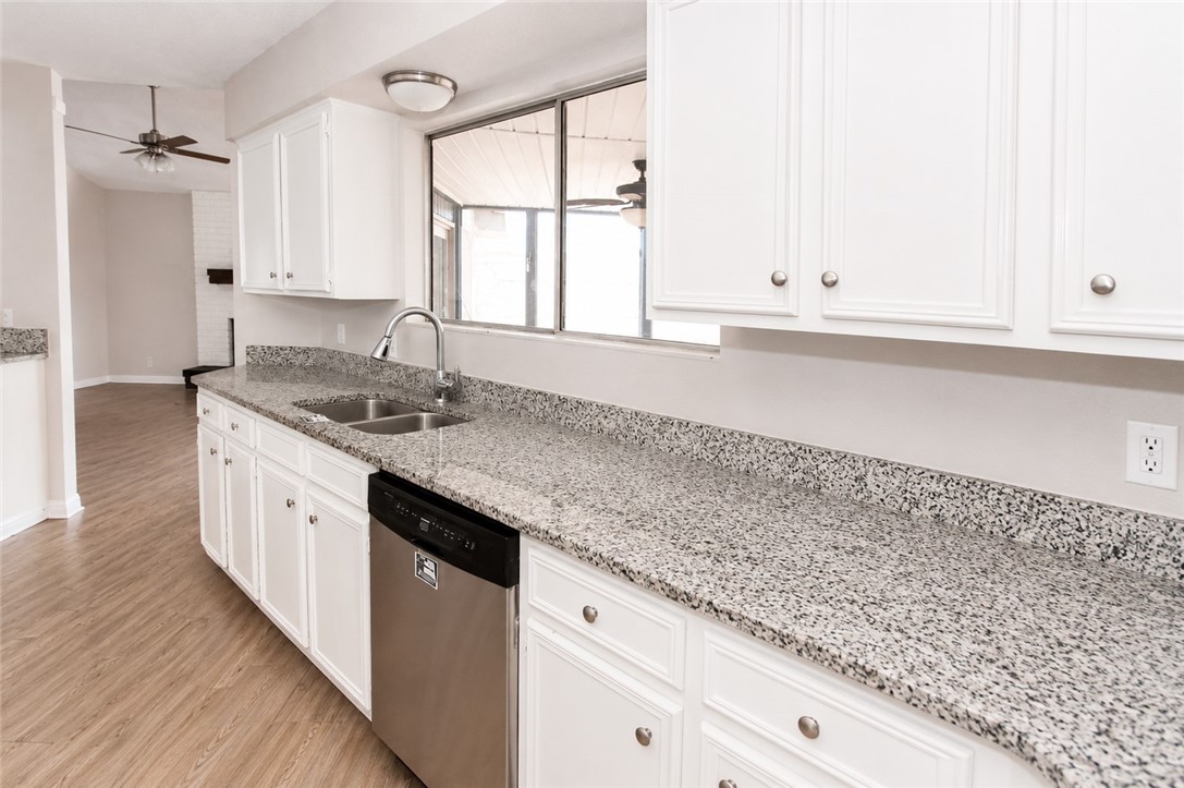 5713 Crest Pebble Drive Corpus Christi TX 78415