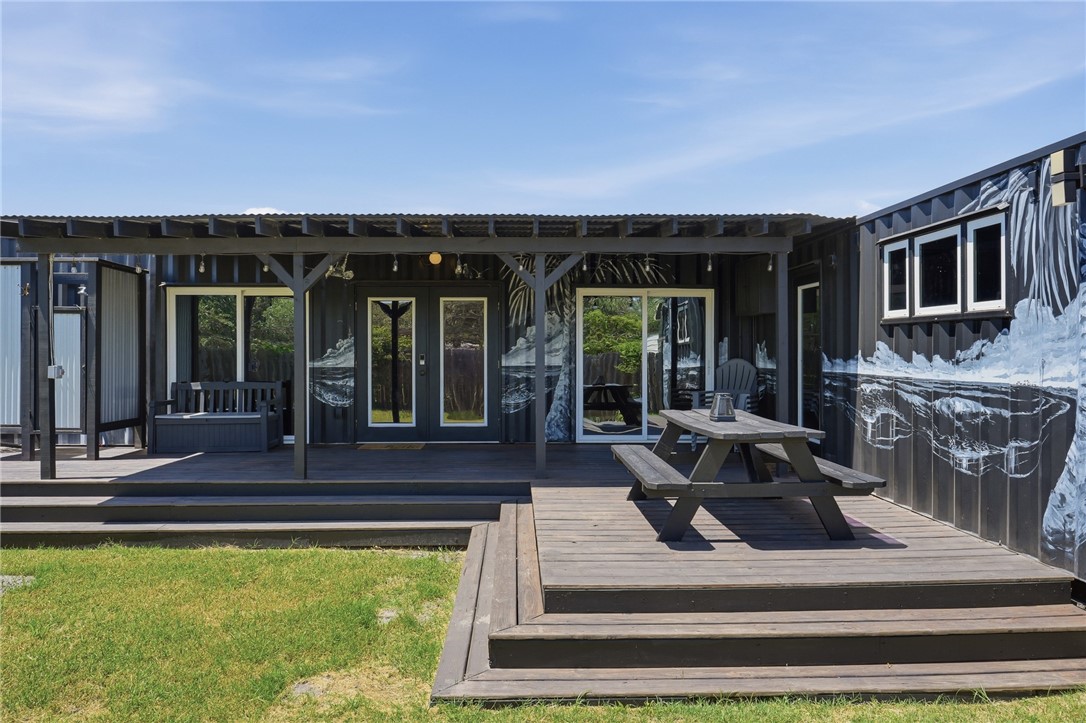 1615 S Verne Street Rockport TX 78382