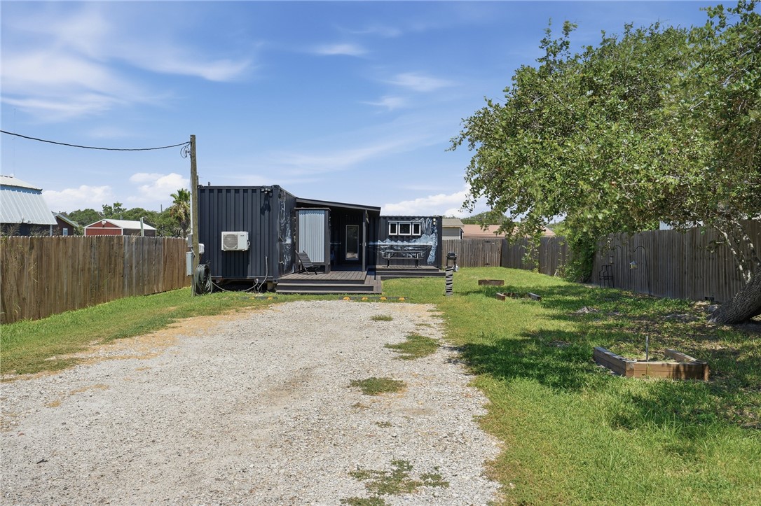 1615 S Verne Street Rockport TX 78382