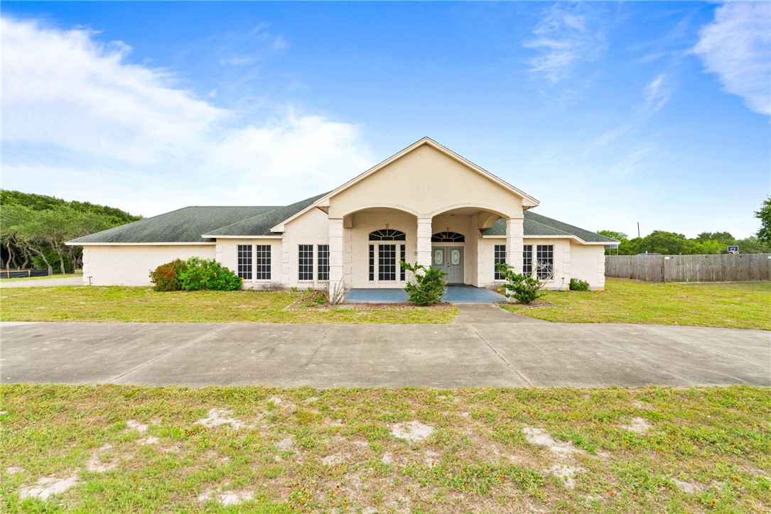3833 Casa Blanca Court Corpus Christi TX 78418