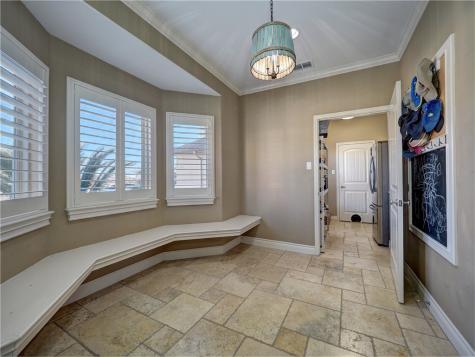 204 Black Diamond Portland TX 78374