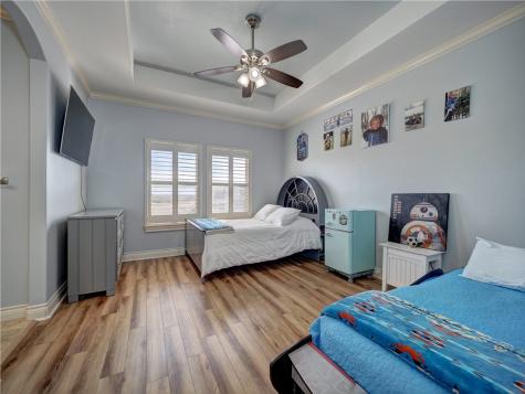 204 Black Diamond Portland TX 78374