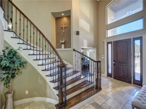 204 Black Diamond Portland TX 78374