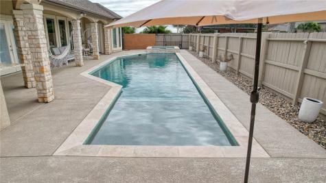 204 Black Diamond Portland TX 78374