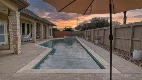 204 Black Diamond Portland TX 78374