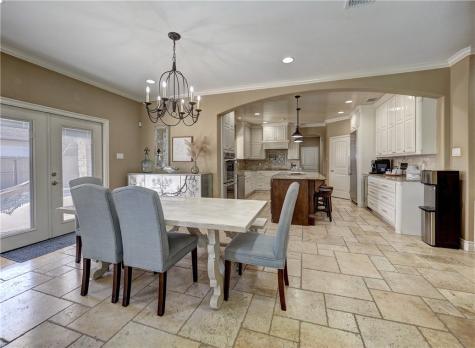 204 Black Diamond Portland TX 78374