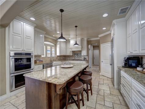 204 Black Diamond Portland TX 78374