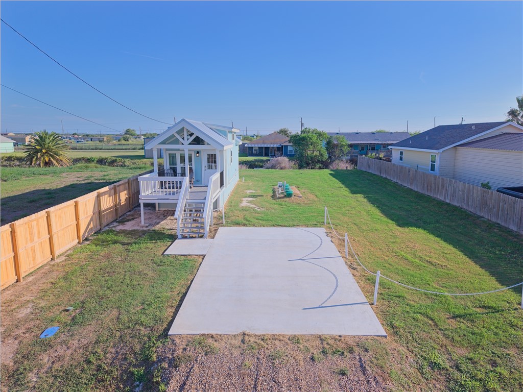 211 W Pompano Rockport TX 78382
