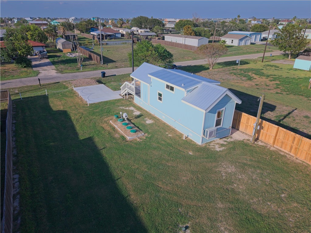 211 W Pompano Rockport TX 78382
