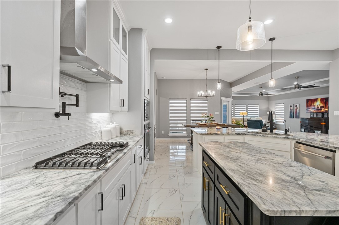 2626 Lannister Lane Corpus Christi TX 78415