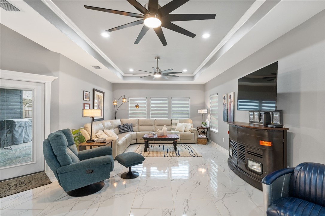 2626 Lannister Lane Corpus Christi TX 78415