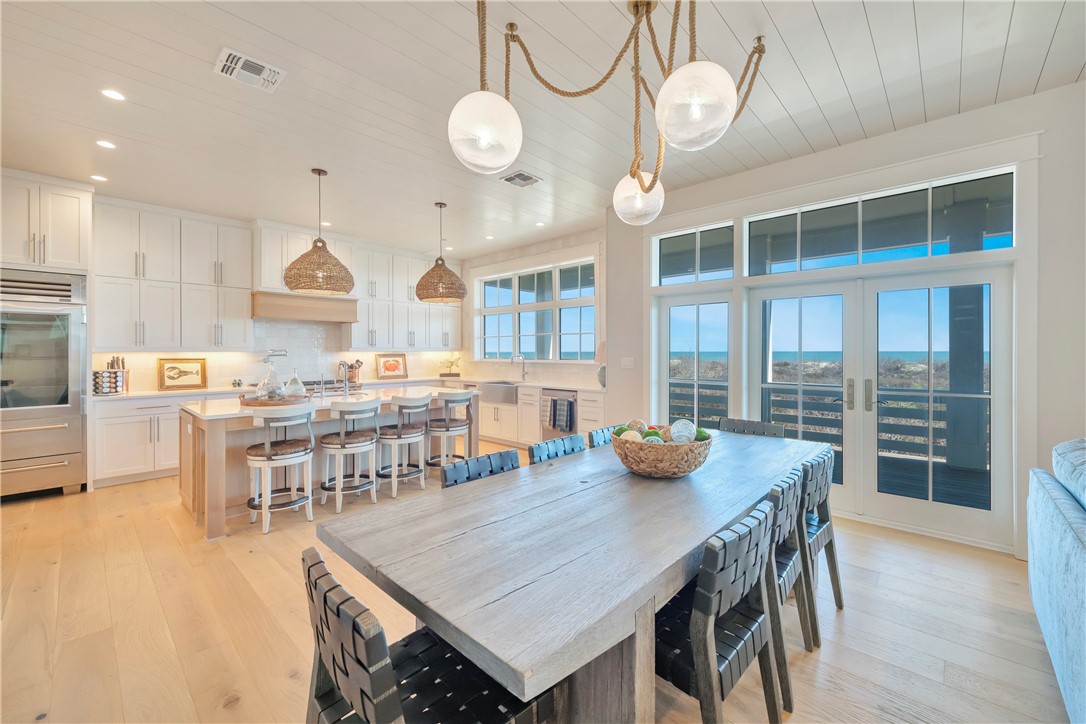 236 Seaside Drive Port Aransas TX 78373