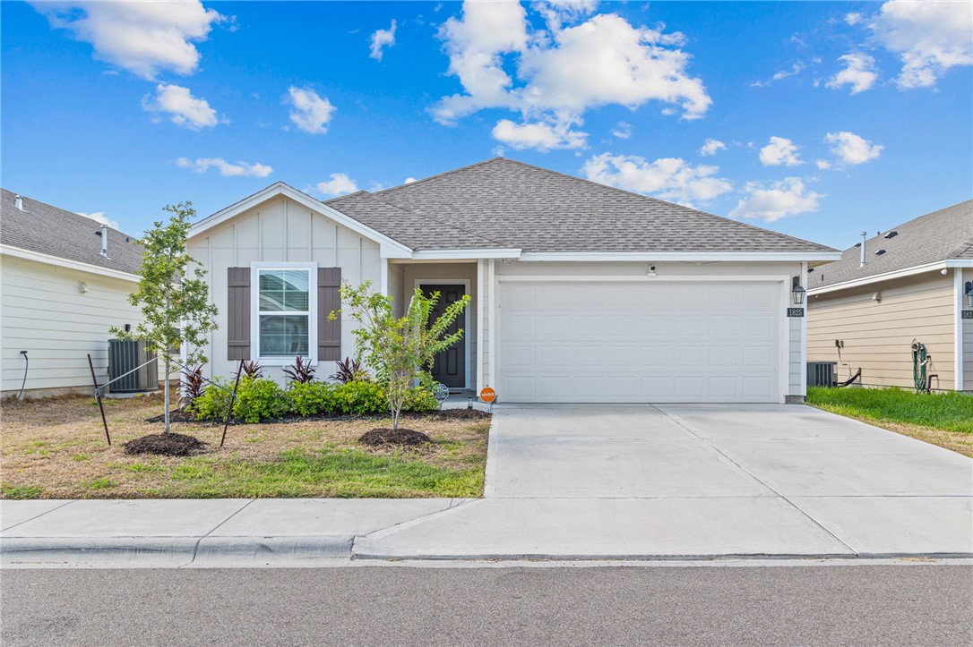 1825 Whirlaway Drive Corpus Christi TX 78417