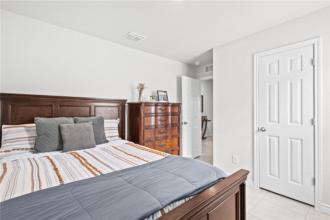 1825 Whirlaway Drive Corpus Christi TX 78417