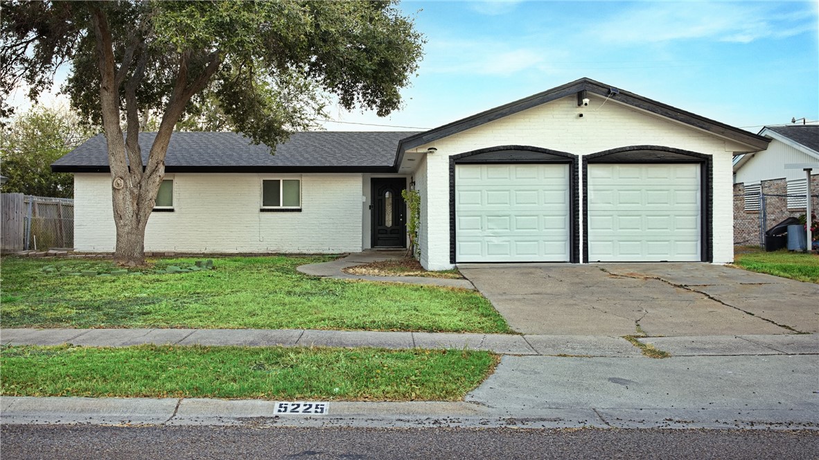 5225 Hitching Post Corpus Christi TX 78415