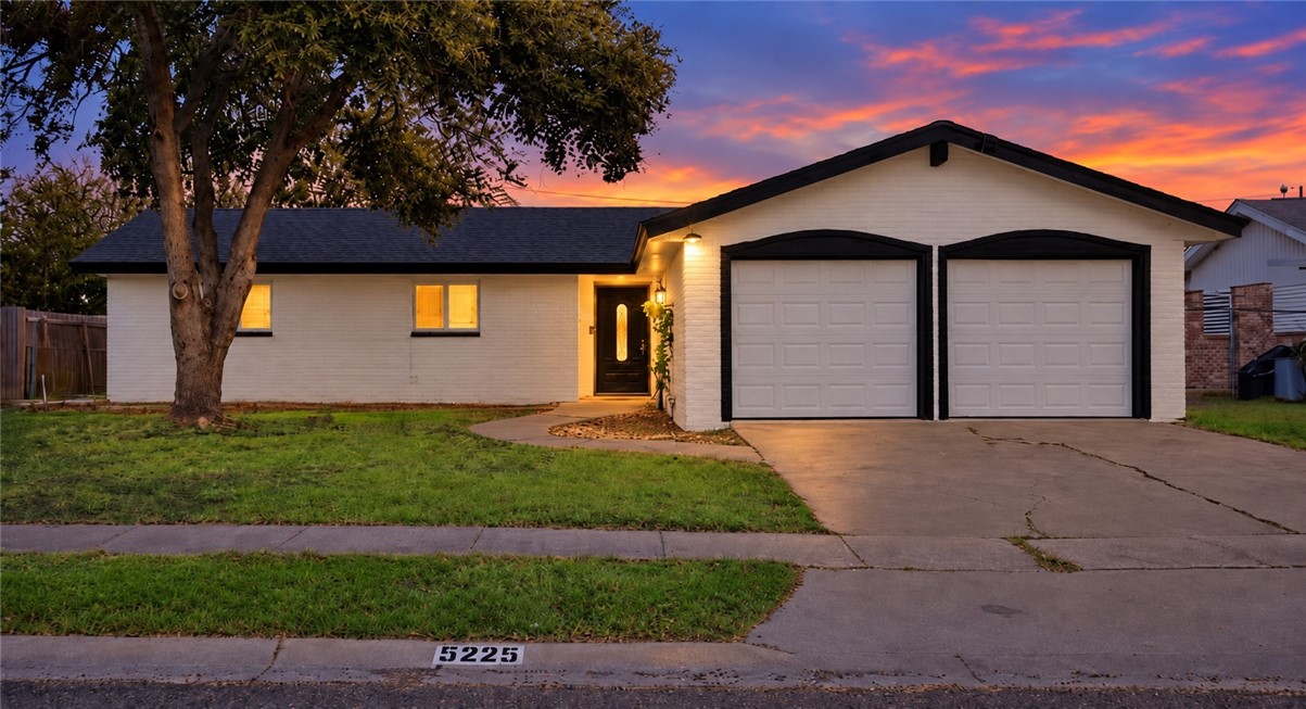 5225 Hitching Post Corpus Christi TX 78415
