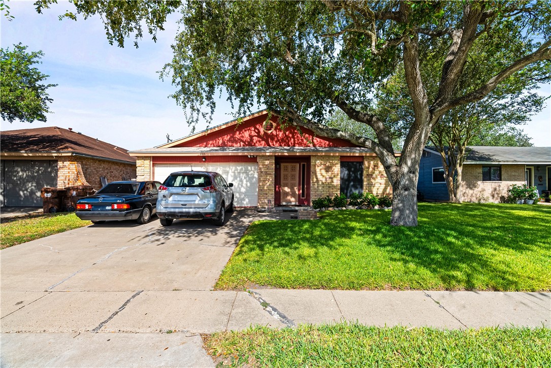 2117 S 2nd Street Kingsville TX 78363