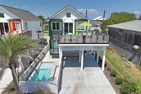 1424 S Eleventh Street Port Aransas TX 78373