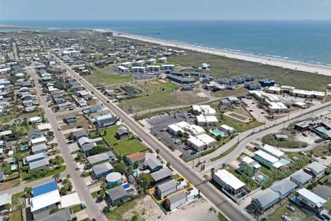 1424 S Eleventh Street Port Aransas TX 78373