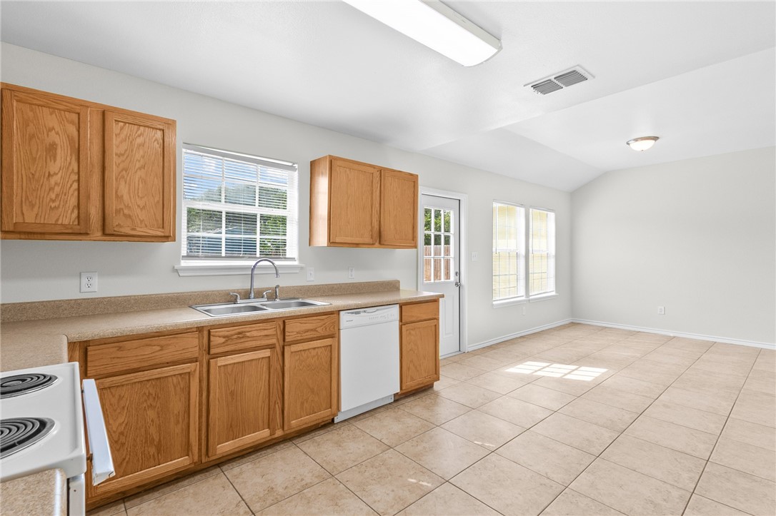 534 Military Drive Corpus Christi TX 78418