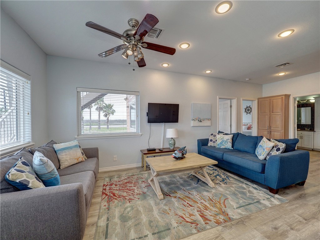 104 Five Dove Port Aransas TX 78373