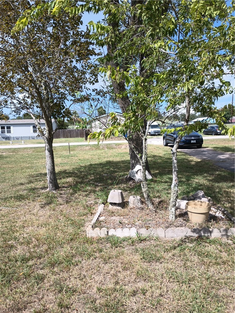 306-312 Copano Heights Boulevard Rockport TX 78382