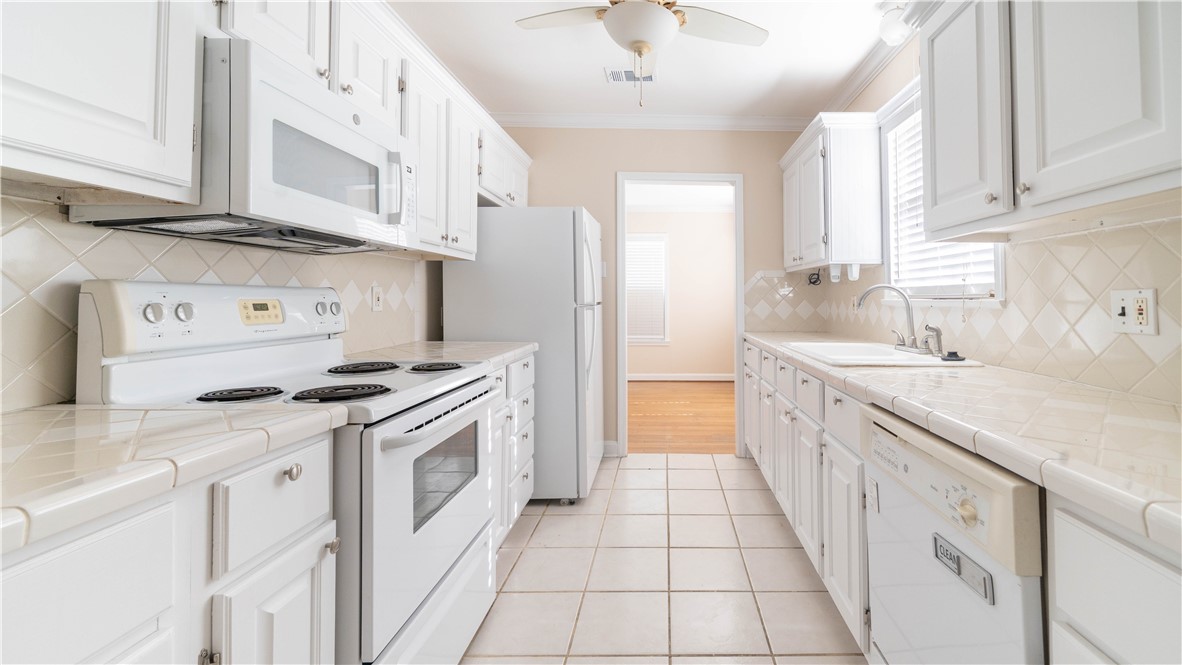 313 N Morningside Street Corpus Christi TX 78404