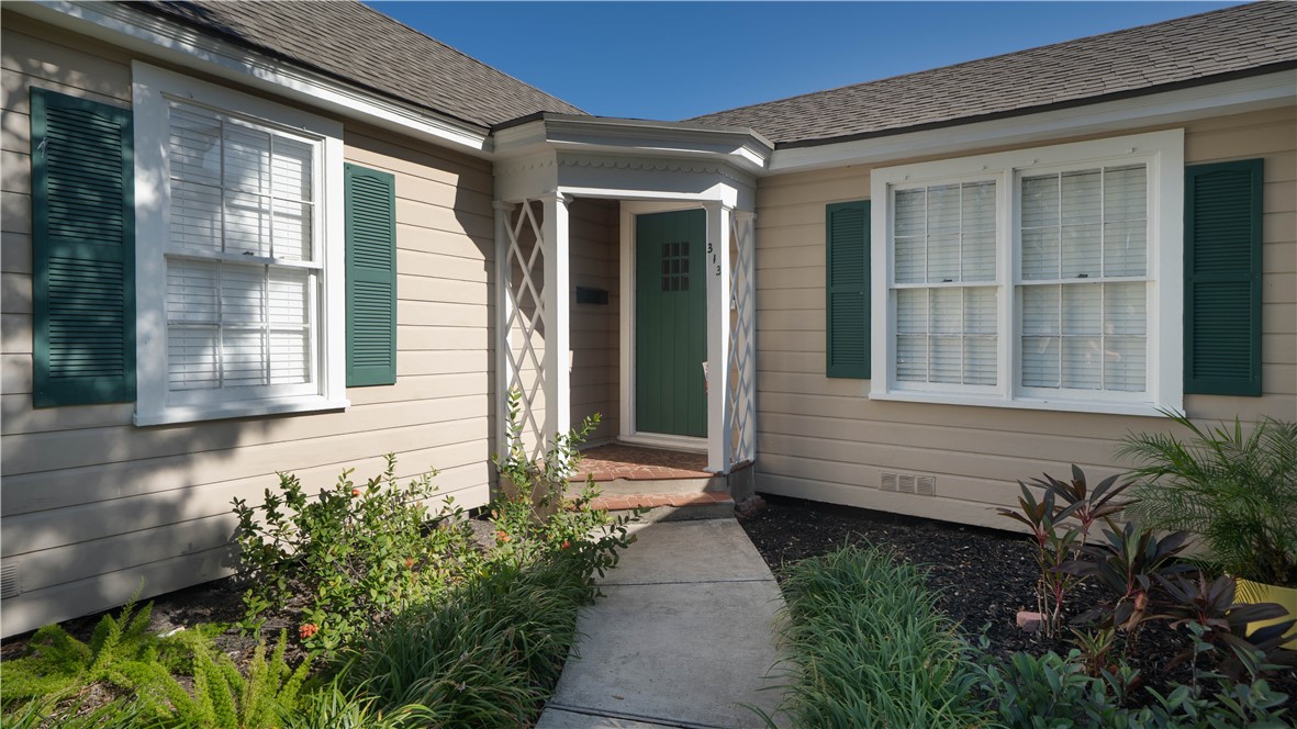 313 N Morningside Street Corpus Christi TX 78404