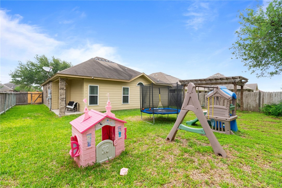 6025 Natchez Drive Corpus Christi TX 78414