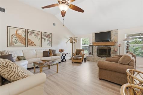 1663 Mooney Ingleside TX 78362