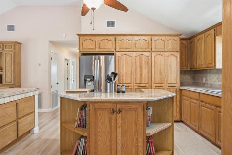 1663 Mooney Ingleside TX 78362