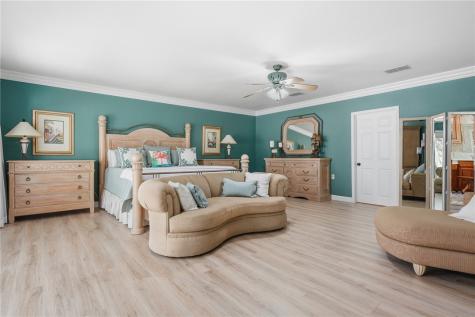1663 Mooney Ingleside TX 78362