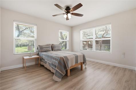 1663 Mooney Ingleside TX 78362