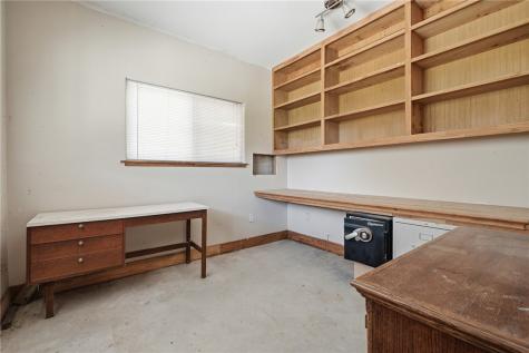 1663 Mooney Ingleside TX 78362