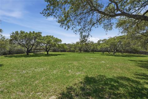 1663 Mooney Ingleside TX 78362