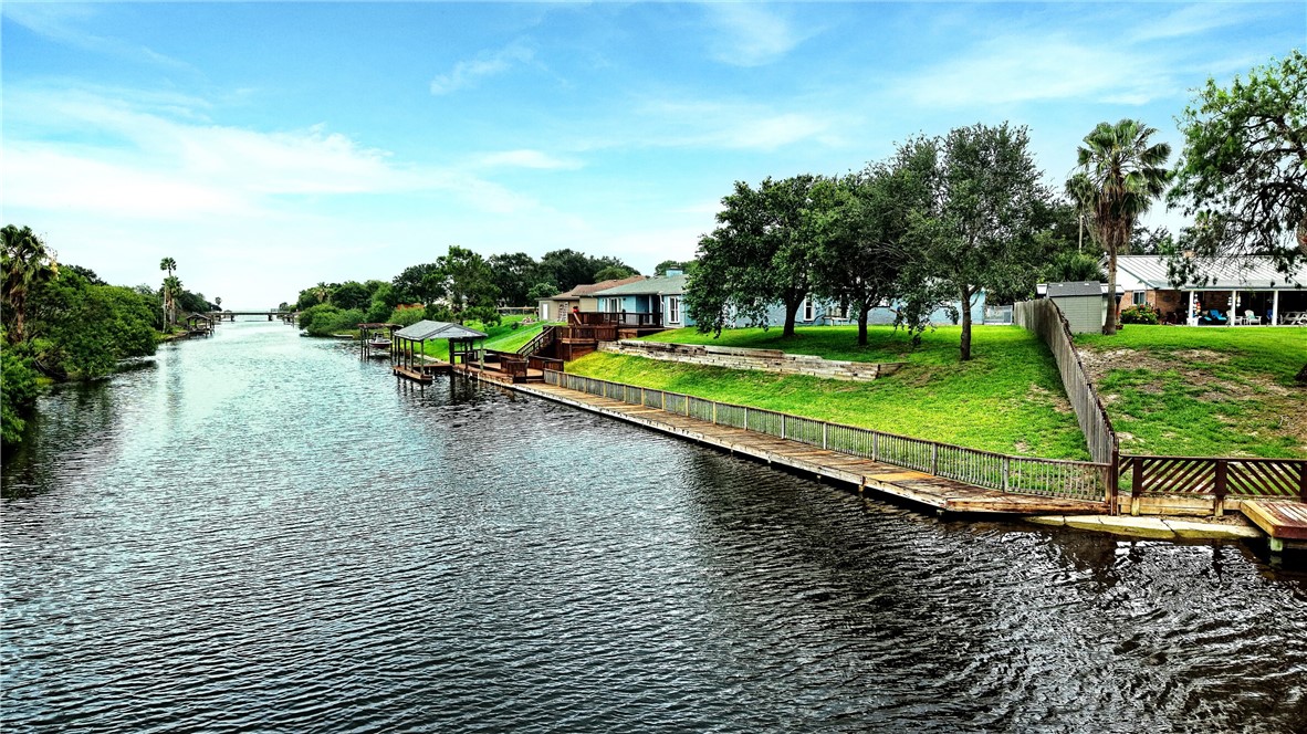 3306 Bali Drive Corpus Christi TX 78418
