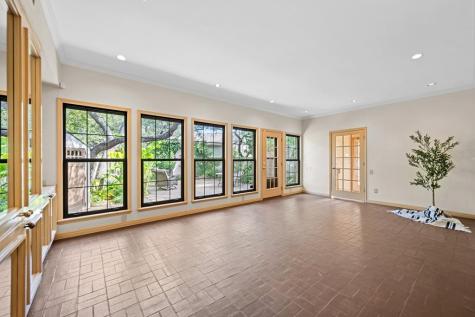 2006 Crescent Drive Rockport TX 78382