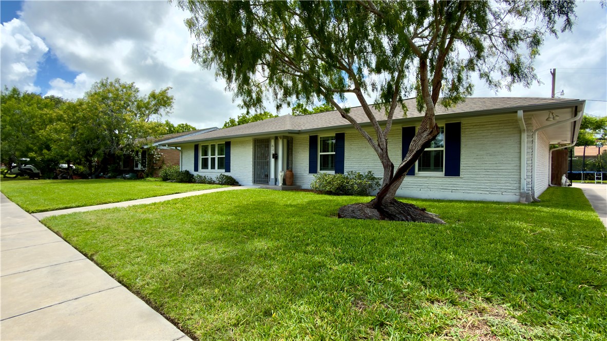 638 Moray Place Corpus Christi TX 78411